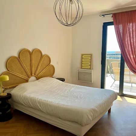 T2 Ajaccio Vue Mer Apartment *